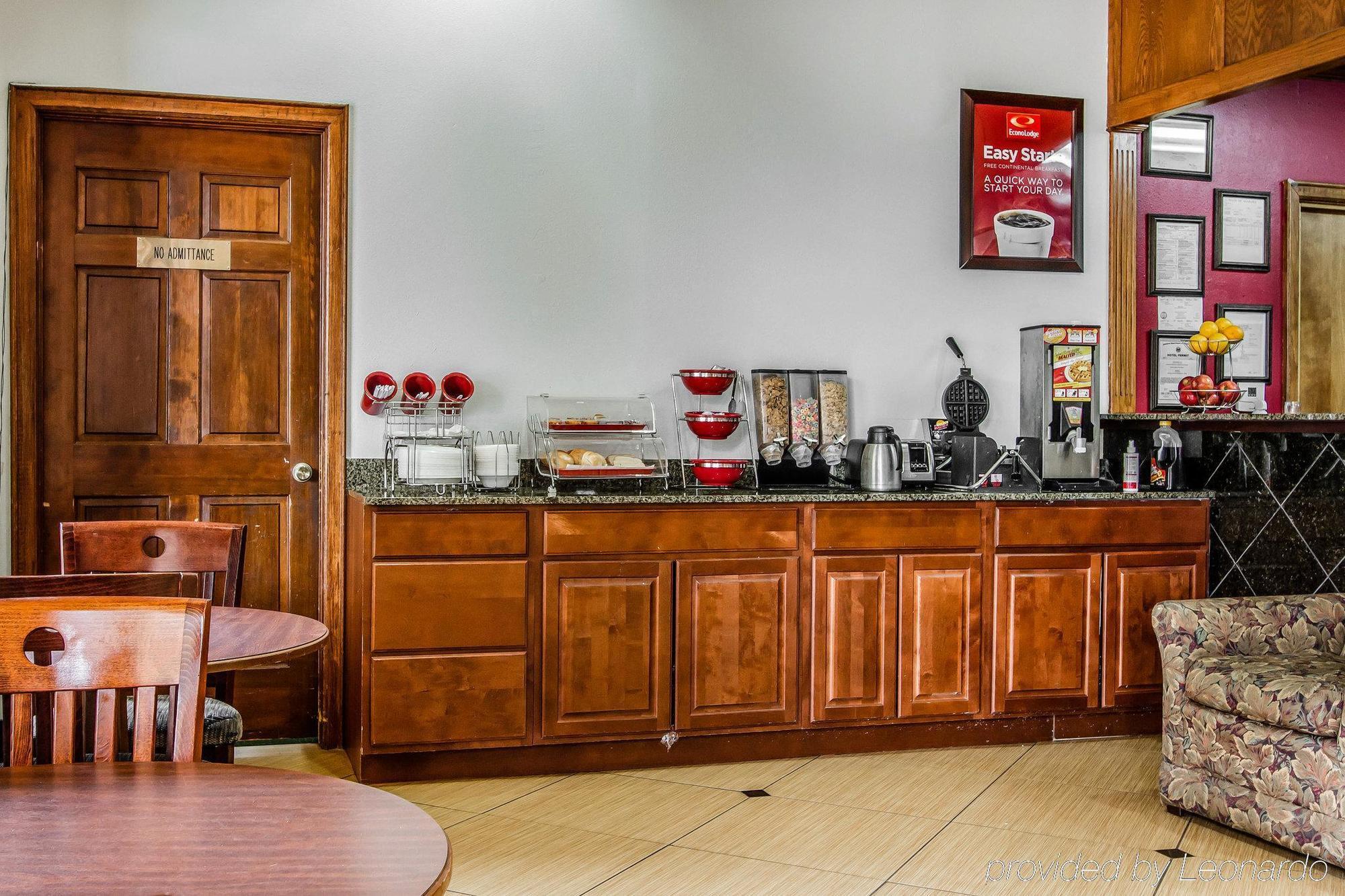 Econo Lodge Inn & Suites אנטרפרייז מראה חיצוני תמונה